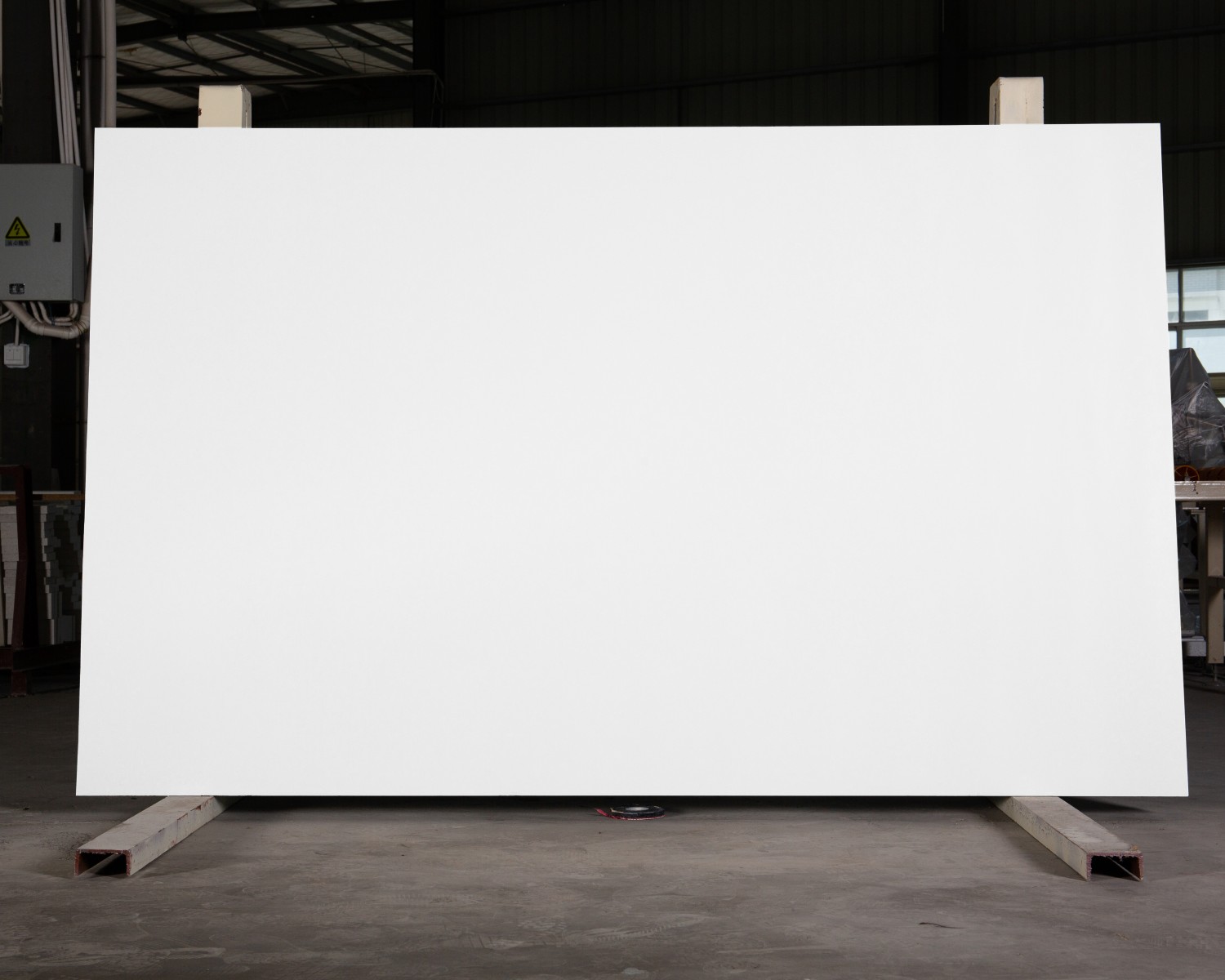 P1056 Pole White